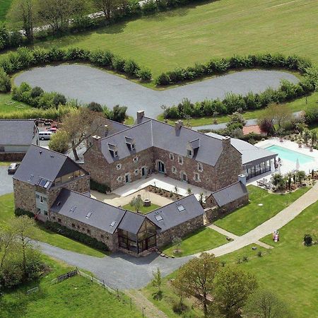 Domaine De Kermodest Hotell Quemper-Guézennec Exteriör bild