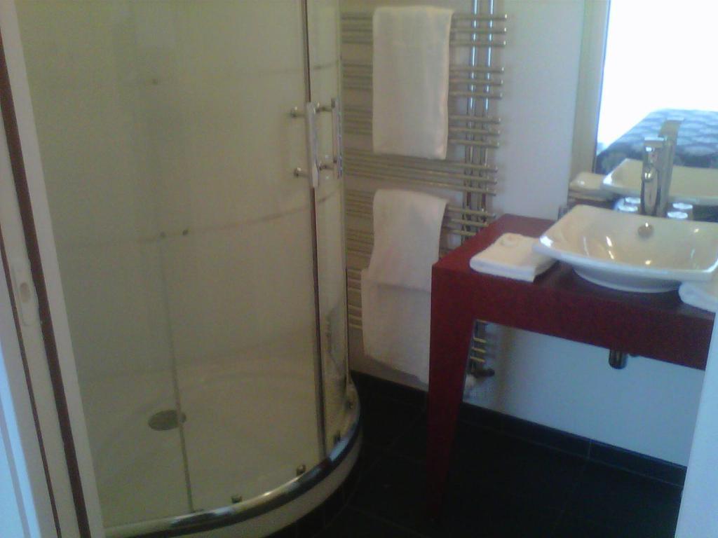 Domaine De Kermodest Hotell Quemper-Guézennec Rum bild