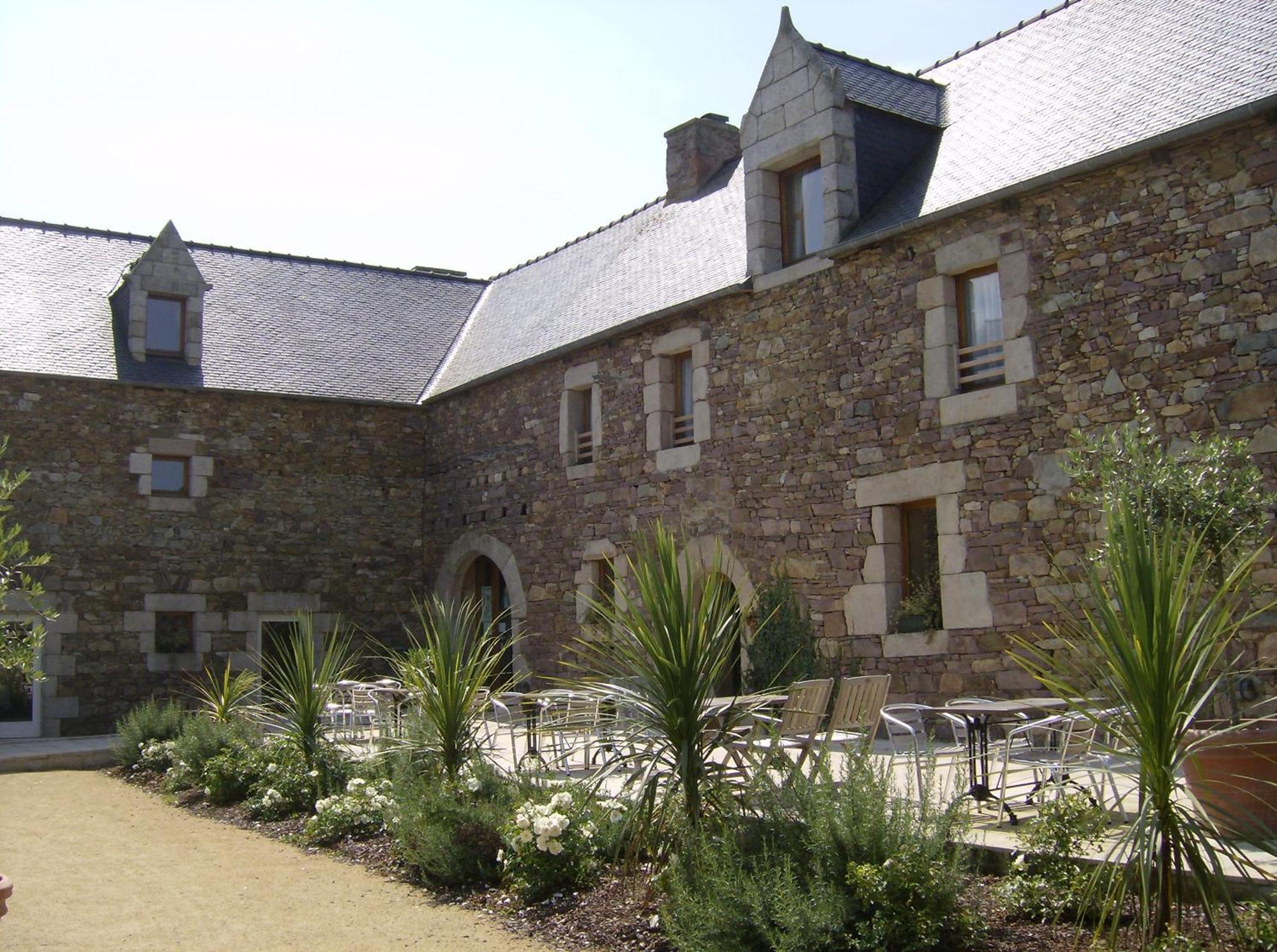 Domaine De Kermodest Hotell Quemper-Guézennec Exteriör bild